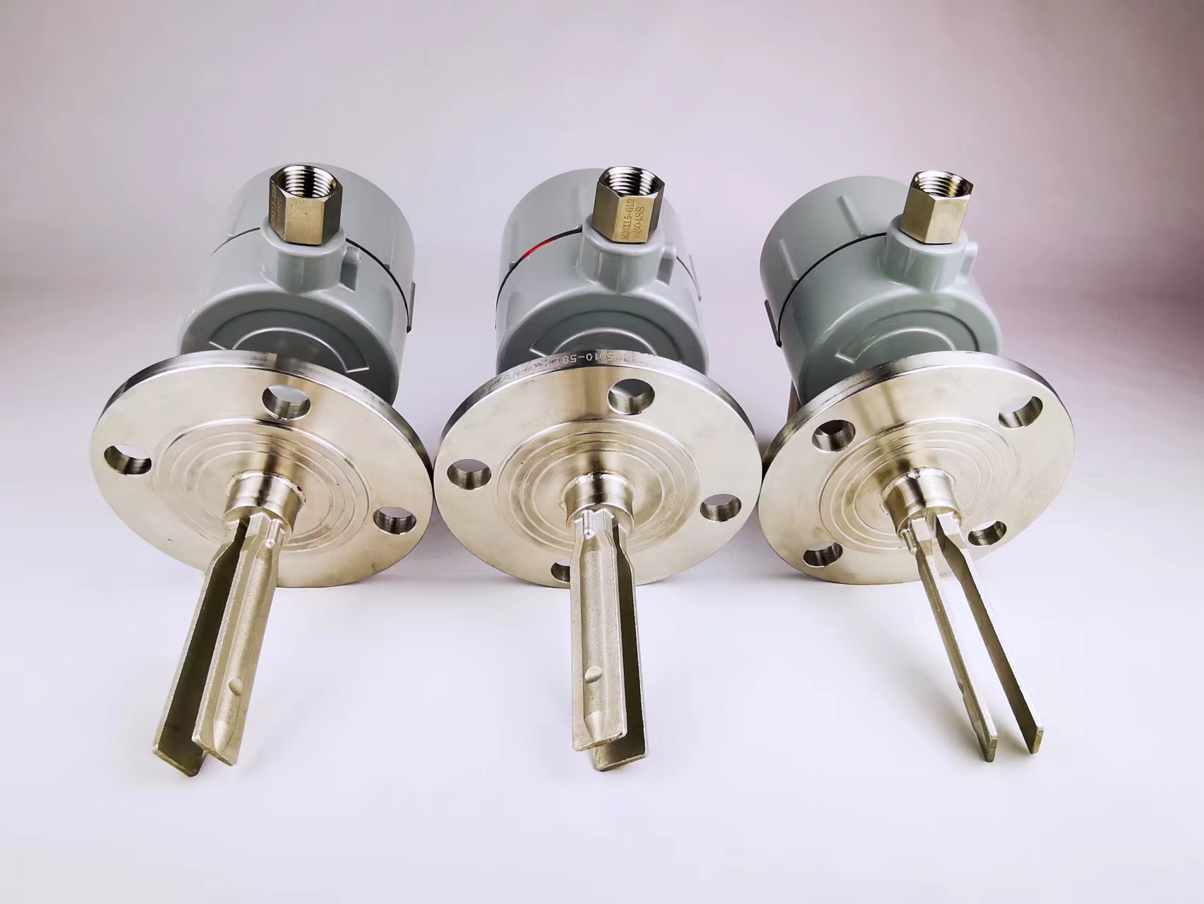 音叉液位草莓视频污版下载是如何安装放置的